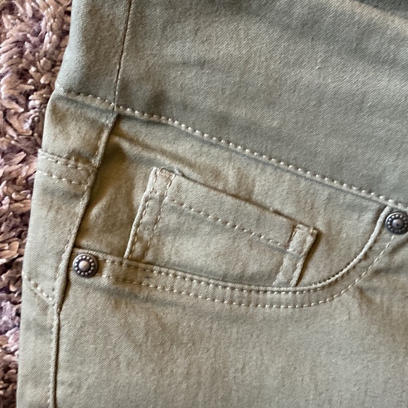 DG2 skinny 1X sage jeans - Picture 2 of 7
